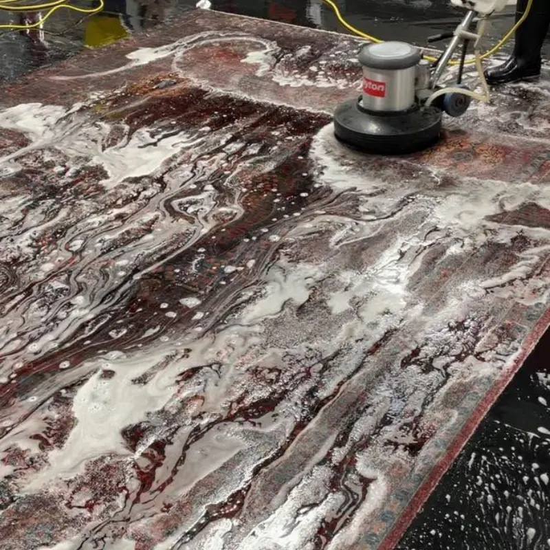 Lif Uyumlu Yerde Yıkama